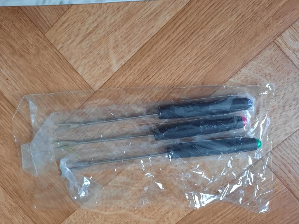 set van 3 nieuwe stekers, Huis en Inrichting, Keuken | Bestek, Ophalen of Verzenden, Nieuw