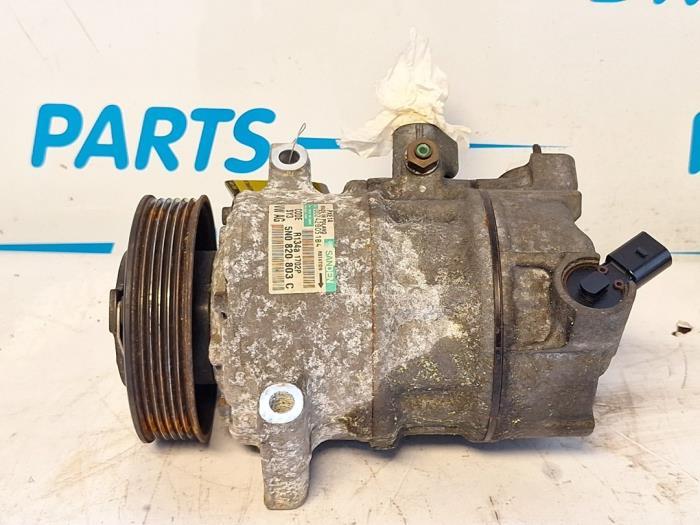 Aircopomp van een Volkswagen Polo, Gebruikt, -, Volkswagen, -