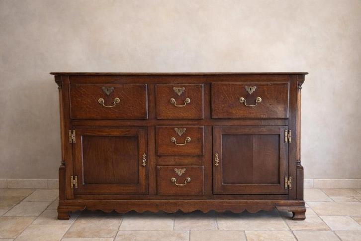 Antieke 18de eeuwse Engelse eiken Georgian III dressoir, Antiek en Kunst, Antiek | Meubels | Kasten, Ophalen