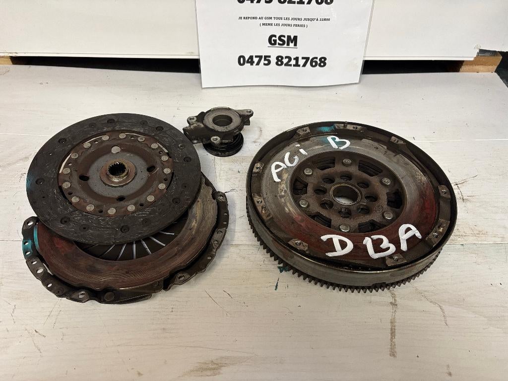 VOLANT MOTEUR BI MASSE OPEL AGILA B 1300 TURBO DIESEL, Autos : Pièces & Accessoires, RUE BRIGADE PIRON 307, Enlèvement, Utilisé