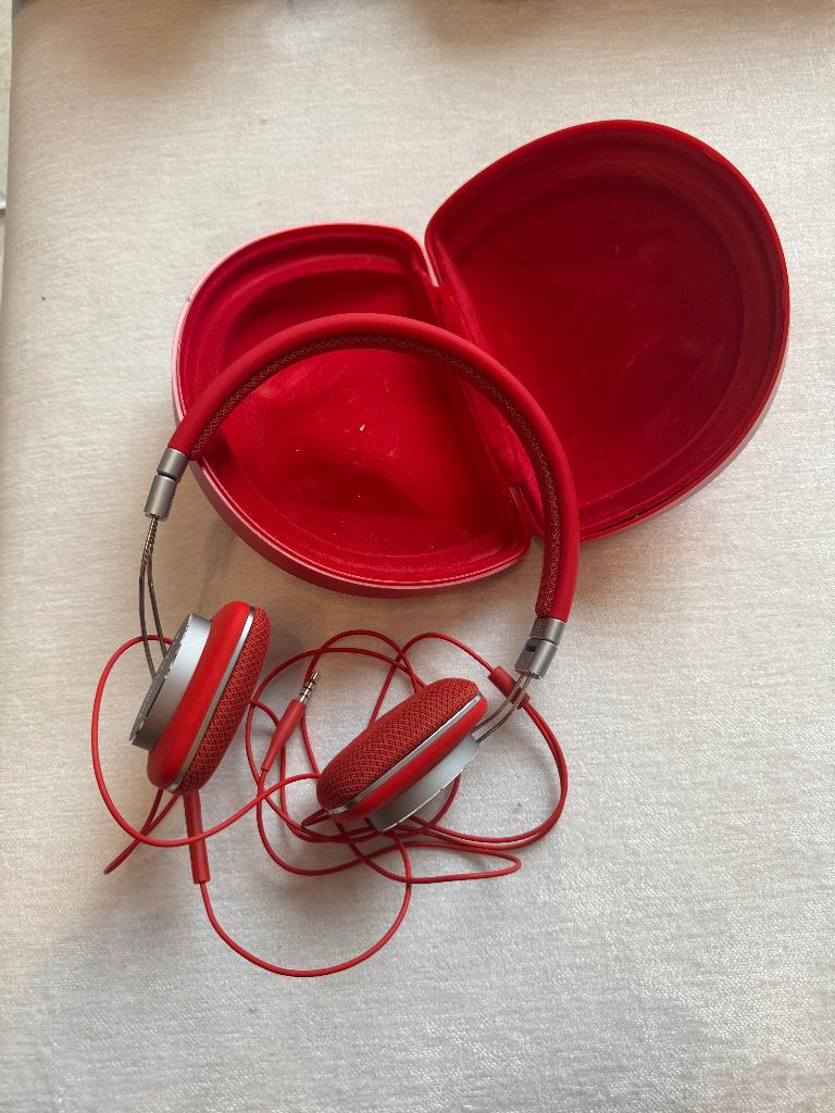 hoofdtelefoon B&W P3 rood, Audio, Tv en Foto, Hoofdtelefoons, Ophalen