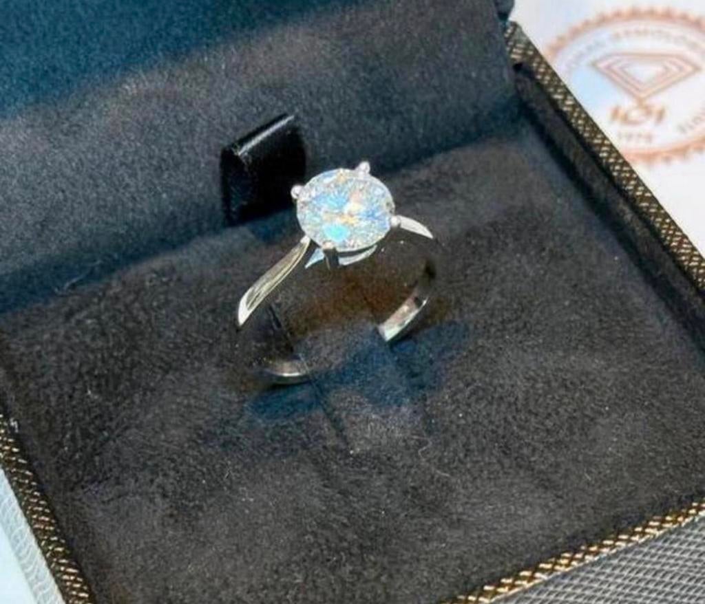 Witgouden ring met diamant van 2.10ct met certificaat nieuw!, Bijoux, Sacs & Beauté, Bagues, Neuf, Femme, Plus petit que 17, Or