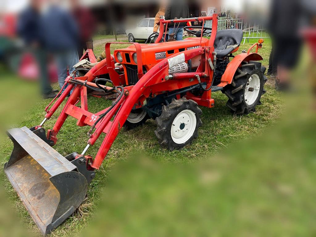 Kubota b6001 met voorlader, Ophalen