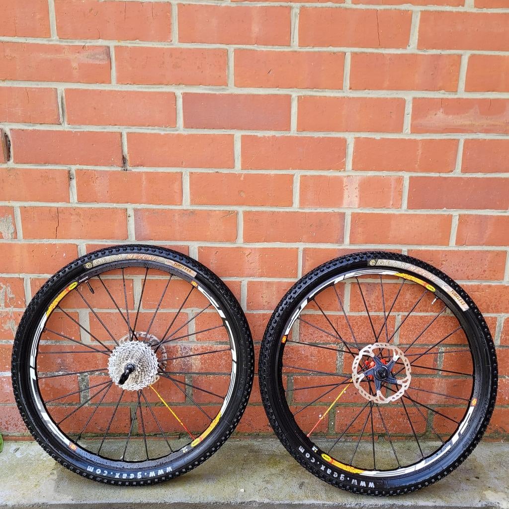 Mavic Cross max Slr 26 pouces, Vélos & Vélomoteurs, Enlèvement, Pneu