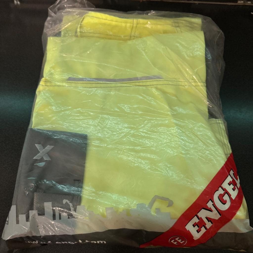 Werk broek maat 52 nieuw Prijs stuks 45€ Gsm /0499767500, Kleding | Heren, Broeken en Pantalons, Ophalen, Nieuw, Oranje, Andere