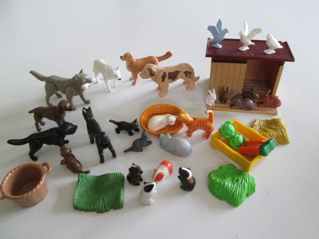 Playmobil ,lotje van huisdieren  voeder en hokje, Ophalen of Verzenden, Zo goed als nieuw, Los Playmobil