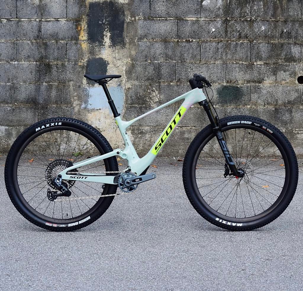 Scott SPARK RC Team issue large, Fietsen en Brommers, Fietsen | Mountainbikes en ATB, Nieuw, Ophalen