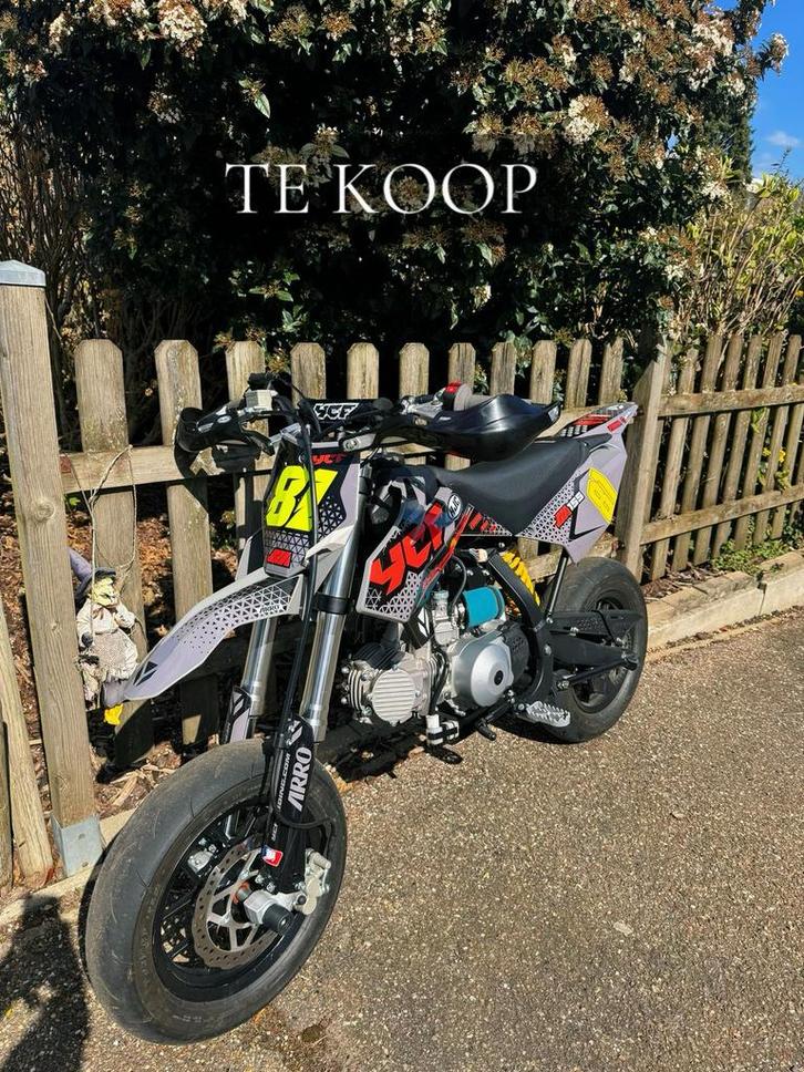 Édition spéciale YCF SM 155 — 2024 | TOP OCCASION, Vélos & Vélomoteurs, Mini Bikes, Midi Bikes & Pit Bikes, Comme neuf, Pit Bike