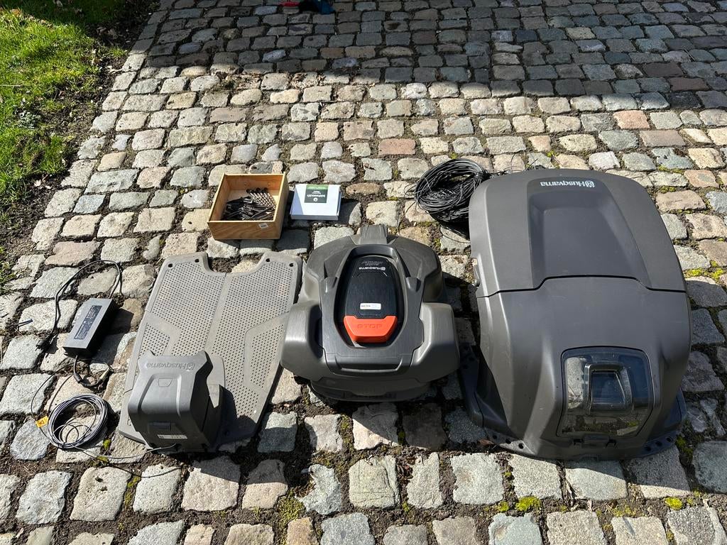 Husqvarna automower 450X in perfecte staat met toebehoren, Ophalen, Zo goed als nieuw