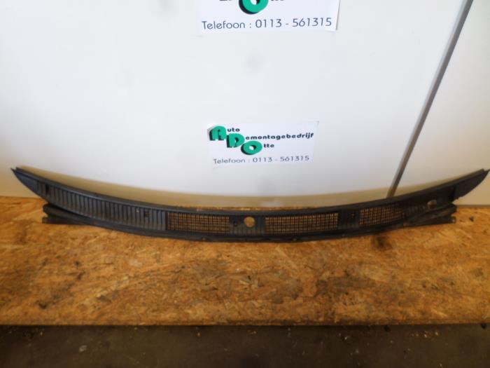 Paravent van een Toyota Corolla (Corolla 96-), Auto-onderdelen, Carrosserie, Toyota, Gebruikt, 3 maanden garantie, Ophalen of Verzenden