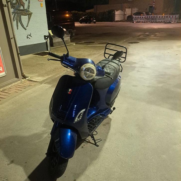 GTS Toscana Dynamic, Fietsen en Brommers, Scooters | Overige merken, Gebruikt, Klasse A (25 km/u), Benzine, Ophalen of Verzenden