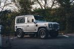 Land Rover Defender 90 / TD5 / LOW KM / 6 SEATS, Auto's, 90 kW, Zwart, https://public.car-pass.be/vhr/37a15da5-96f4-42f2-96e3-a3bde1a9fc08