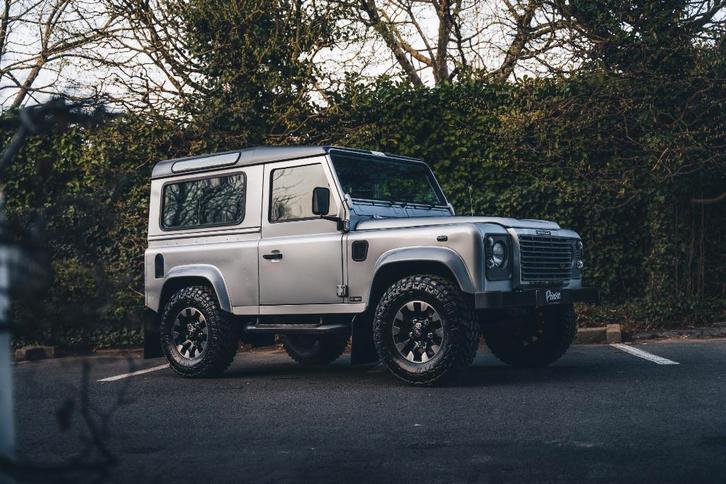 Land Rover Defender 90/TD5/LOW KM/6 SIÈGES, Autos, Land Rover, Entreprise, Achat, 4x4, ABS, Air conditionné, Alarme, Verrouillage central