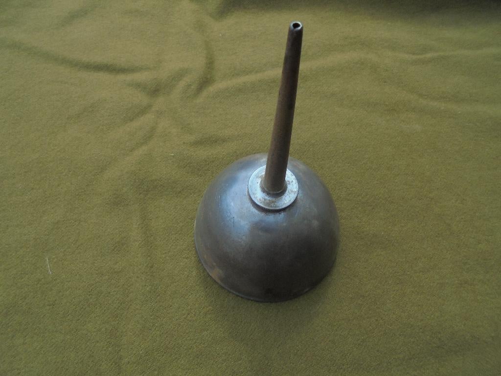 pour jeep willys gpw dodge 1 burette a huile NOERA, Collections, Enlèvement ou Envoi, Armée de terre