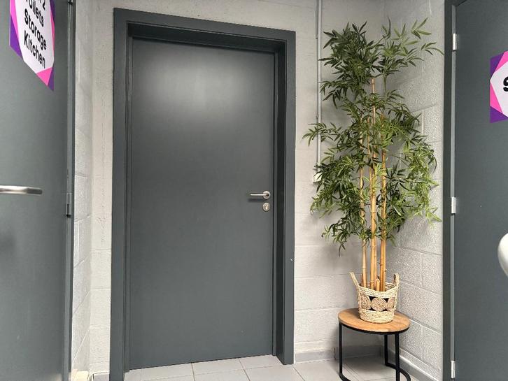 Kantoorruimte, polyvalente ruimte te huur, Zakelijke goederen, Bedrijfs Onroerend goed, Kantoorruimte, Huur