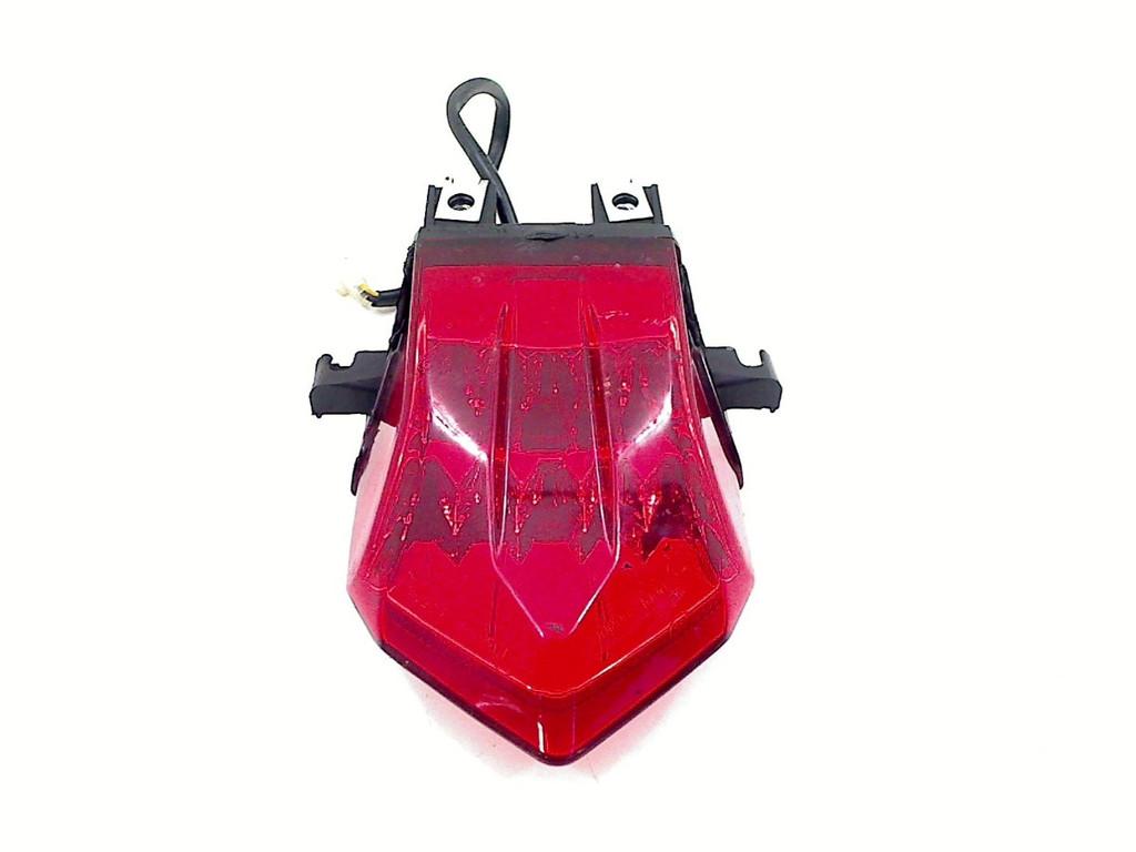 FEU ARRIÈRE Benelli BN125 2023 (01-2023/-), Motos, Dhr. S. di Majo, Utilisé, Info@cama-motorparts.nl, P.J. Troelstraweg 8 8
3144 CX  MAASSLUIS, NL