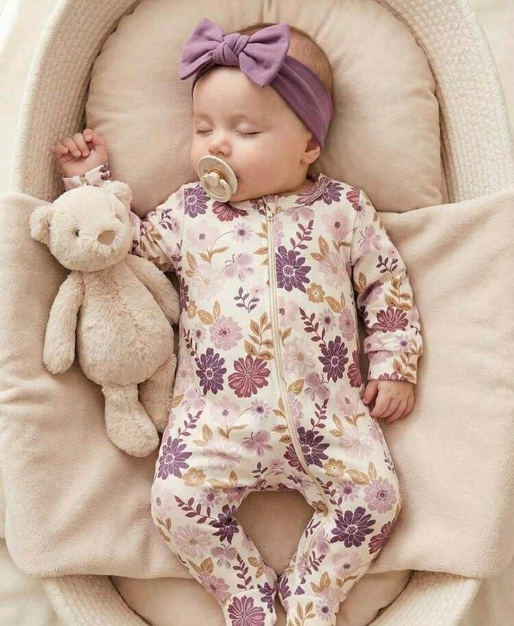 Enorme lot de vêtements de 3 mois à 24 mois, Enfants & Bébés, Vêtements de bébé | Packs de vêtements pour bébés, Utilisé, Enlèvement