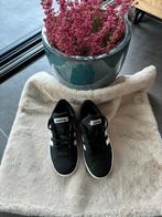 Adidas schoenen, Kinderen en Baby's, Jongen of Meisje, Schoenen, Ophalen of Verzenden, Zo goed als nieuw
