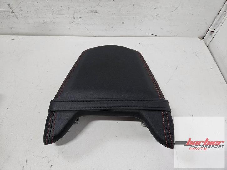 Honda CB 650 R 2018-2020 (CB650RA) Buddy Seat Achter (77300-, Motos, Pièces | Honda, Utilisé, Enlèvement ou Envoi