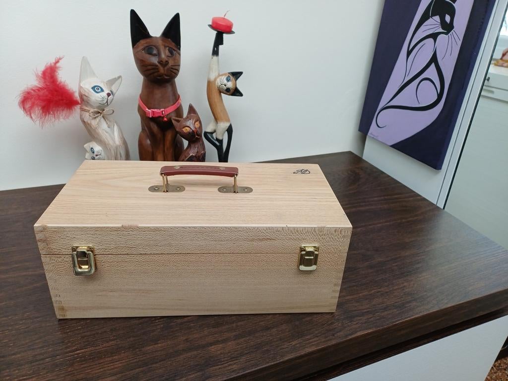 Nouvelle boîte à peinture, Enlèvement