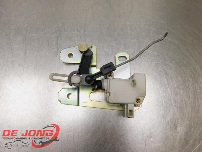 Slotmechaniek Achterklep van een Volkswagen Touareg, Auto-onderdelen, Carrosserie, Volkswagen, Gebruikt, 3 maanden garantie, Ophalen of Verzenden