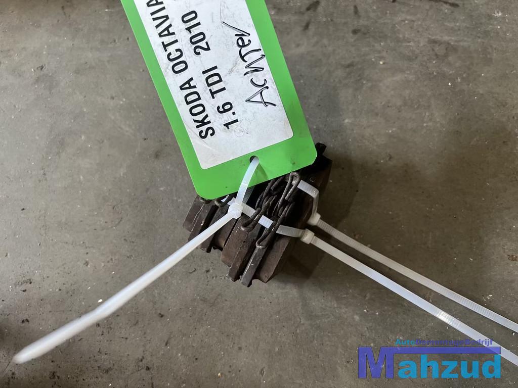 SKODA OCTAVIA 2 combi remblokken achter 2007-2013, Infoline@skoda-auto.cz, Tr. Vaclava Klementa 869
293 01  Mlada Boleslav, CZ