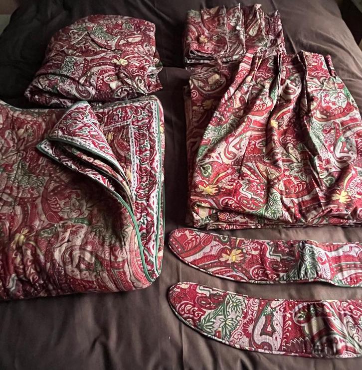 Ensemble de tentures,couvre-lit, barre, housse d’armoire……, Maison & Meubles, Chambre à coucher | Linge de lit, Utilisé, Couverture ou Couette