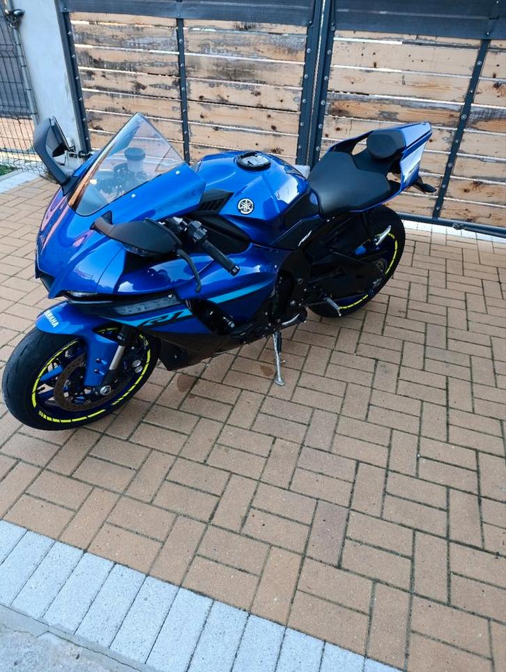 Yamaha R1 2024, Motos, Motos | Yamaha, Particulier, Super Sport, plus de 35 kW, 4 cylindres, Permis Moto A, ABS, Éclairage LED