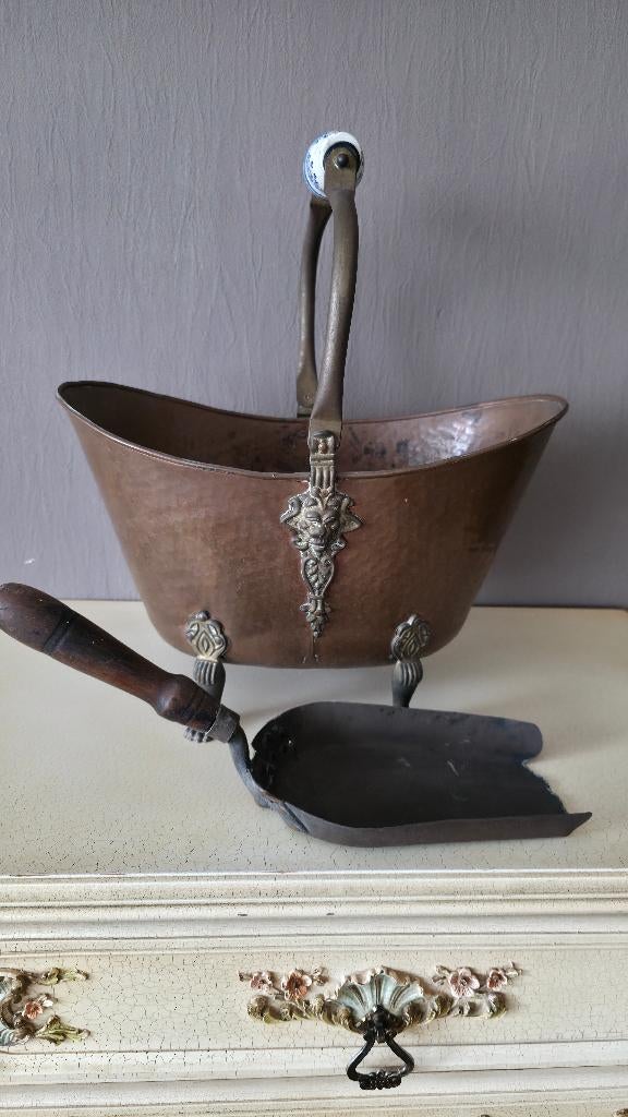 Antieke Belgische kolenkit Inclusief originele schep, Ophalen of Verzenden, Koper