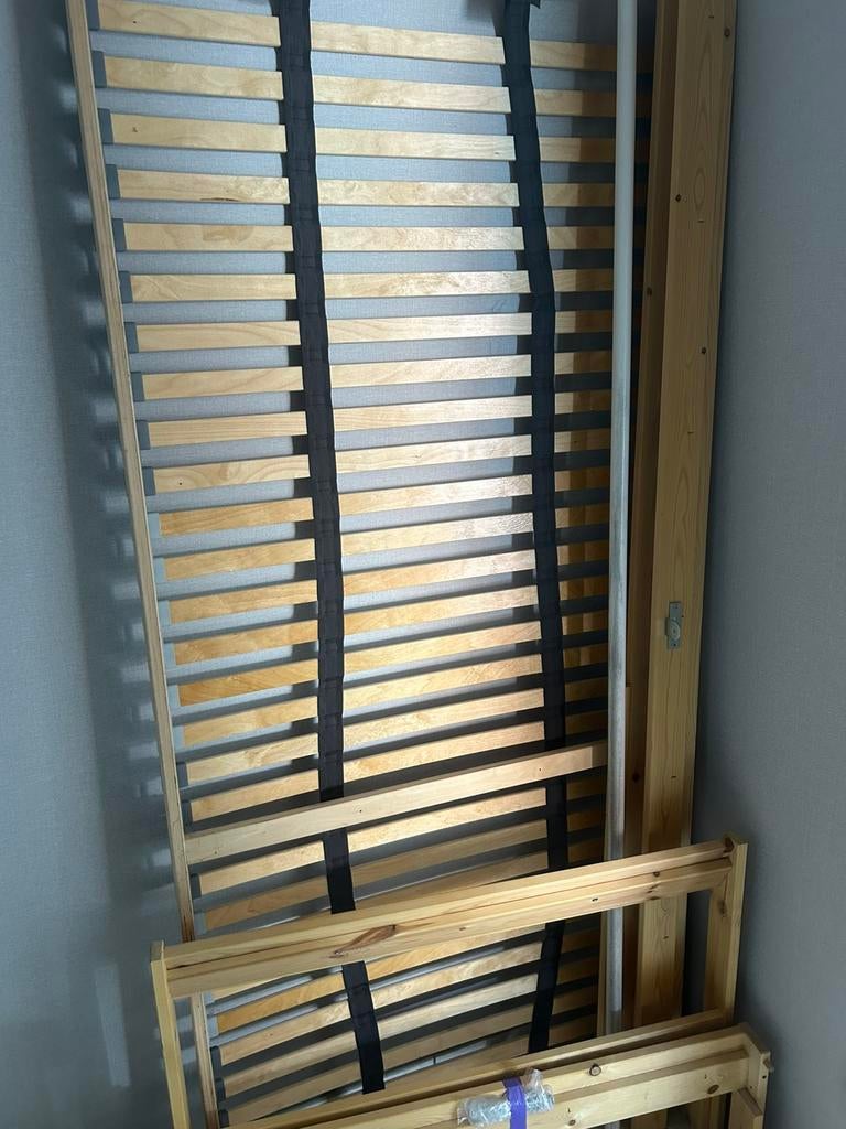 Lit à donner, Maison & Meubles, Enlèvement, Comme neuf