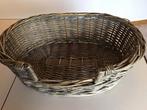 Rieten hondenmand, Dieren en Toebehoren, Ophalen, Zo goed als nieuw