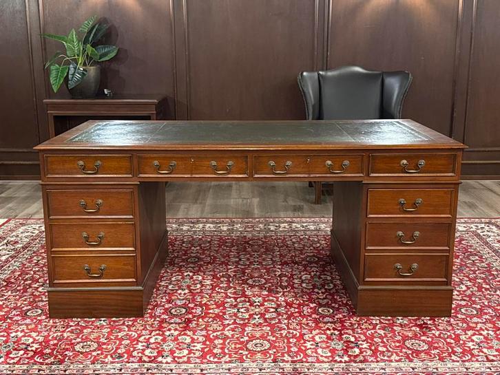 Klassiek Engels bureau #633, Maison & Meubles, Bureaux, Comme neuf, Bureau, Enlèvement ou Envoi