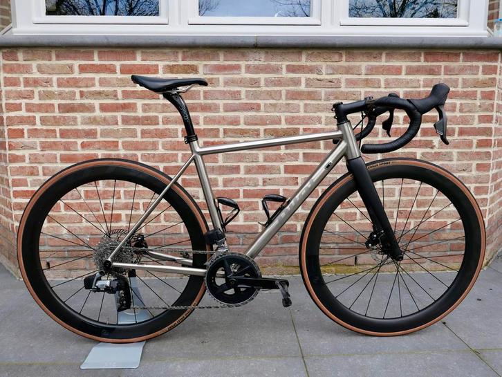 Pilot Celes Titanium SRAM Rival AXS maat 51, Fietsen en Brommers, Fietsen | Racefietsen, Titanium, Ophalen
