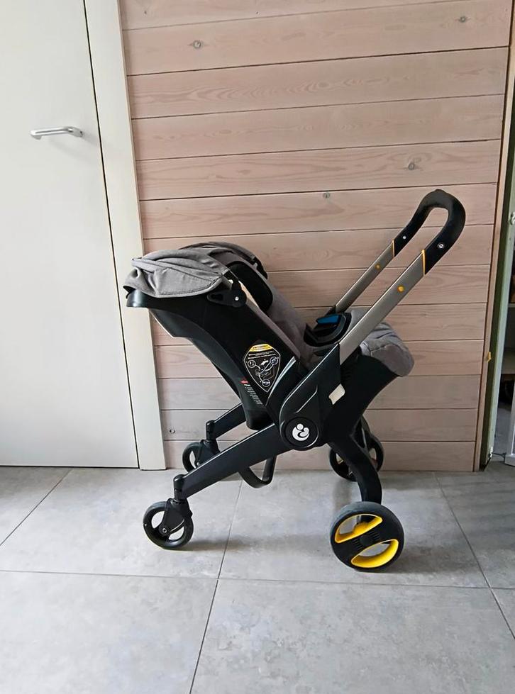 Buggy + Isofix doona, Enfants & Bébés, Buggys, Protection de pluie, Enlèvement