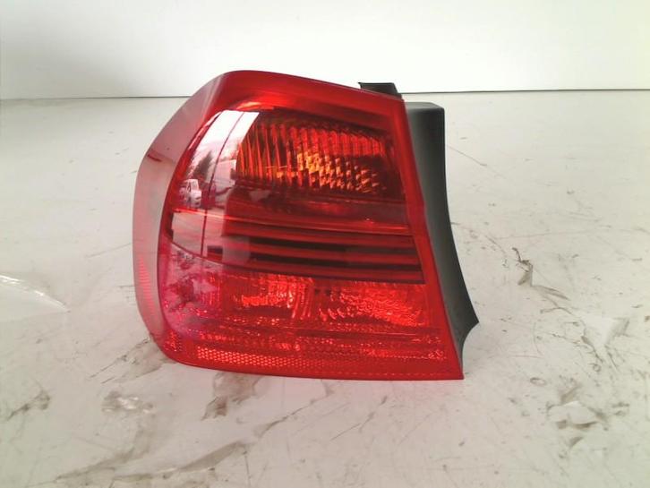 FEU ARRIÈRE GAUCHE BMW 3 serie (E90) (12-2004/12-2011), Autos : Pièces & Accessoires, Éclairage, BMW, Utilisé