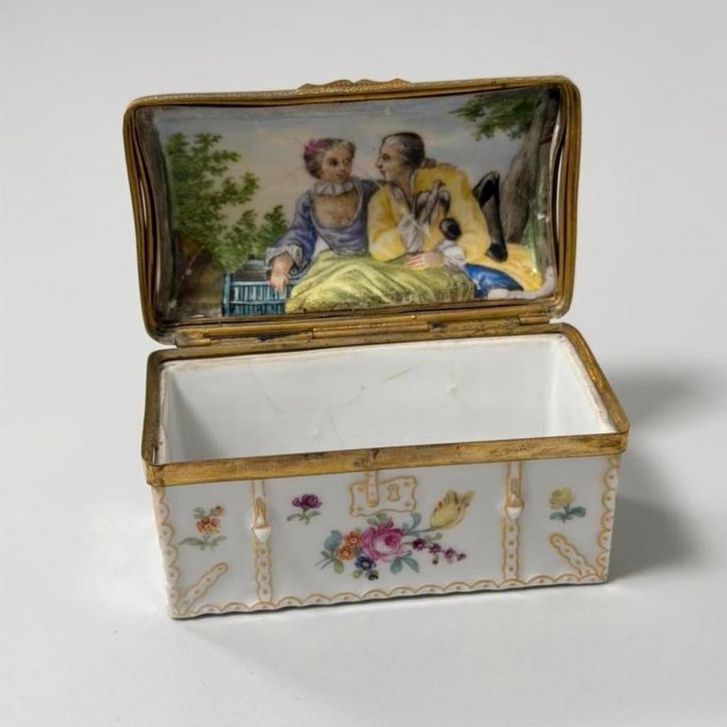 Antiek 19e-eeuws porseleinen snuifdoosje – handbeschilderd, Ophalen of Verzenden