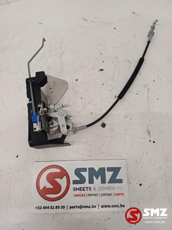 Serrure de porte gauche daf, Autos : Pièces & Accessoires, Neuf, DAF, Carrosserie et Tôlerie