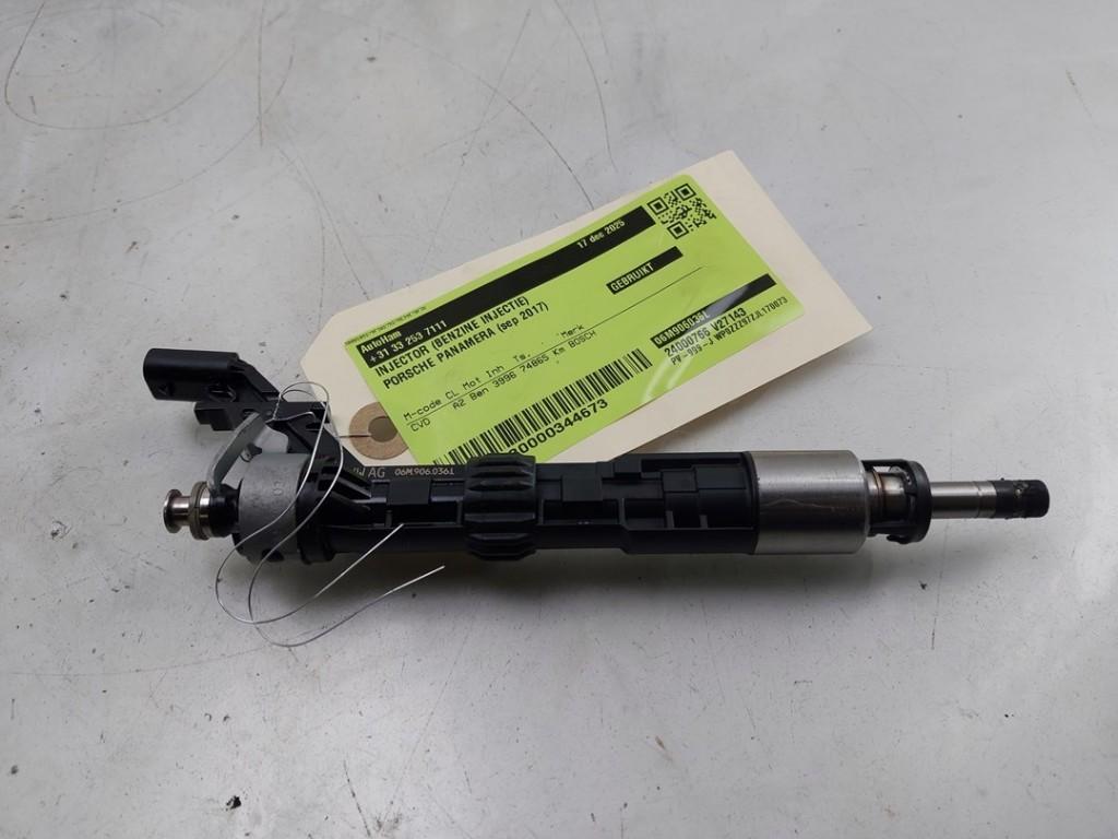 INJECTOR BRANDSTOF Porsche Panamera (971G) (01-2016/12-2023), Robert Bosch AG, Gebruikt, Porsche, Robert-Bosch-Allee 1
74232  Abstatt, DE