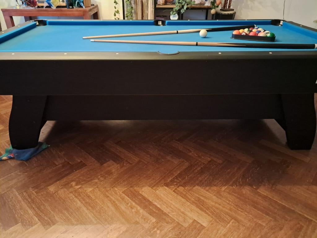 Pool & 2 keu's en krijtje, Ophalen