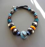Collier court africain bleu et miel perles de troc, os batik, Enlèvement ou Envoi, Neuf, Bleu, Pierre ou Minéral