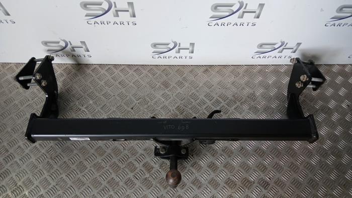 Trekhaak van een Mercedes Vito, Auto-onderdelen, Ophanging en Onderstel, Mercedes-Benz, Gebruikt, 3 maanden garantie, Ophalen of Verzenden