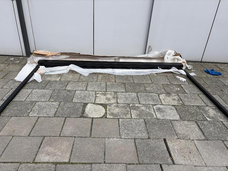 Nieuwe elektrische rolluik – zwart (100% verduisterend), Bricolage & Construction, Volets, Neuf, 150 à 200 cm, Moins de 100 cm