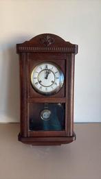 Antieke Bimbam hangklok, Ophalen