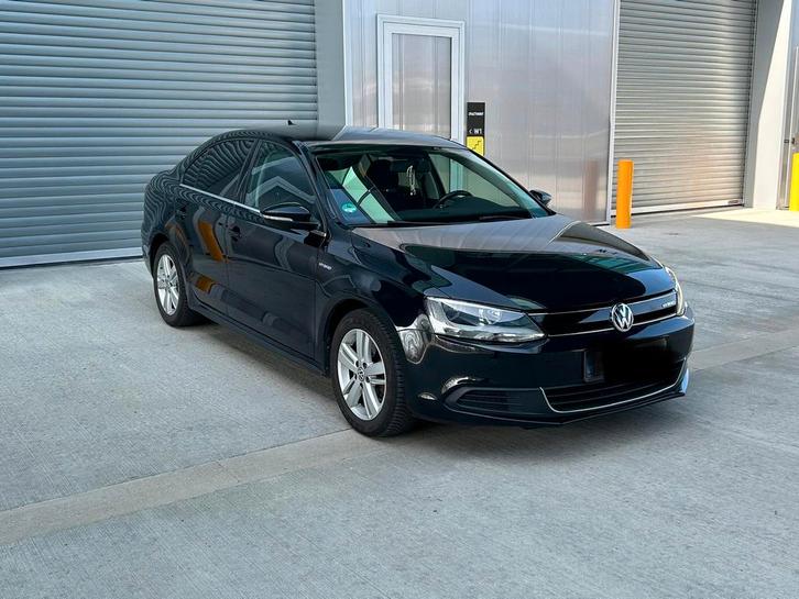 Volkswagen Jetta Hybrid - EXPORT, Autos, Volkswagen, Particulier, Jetta, ABS, Airbags, Air conditionné, Alarme, Bluetooth, Ordinateur de bord