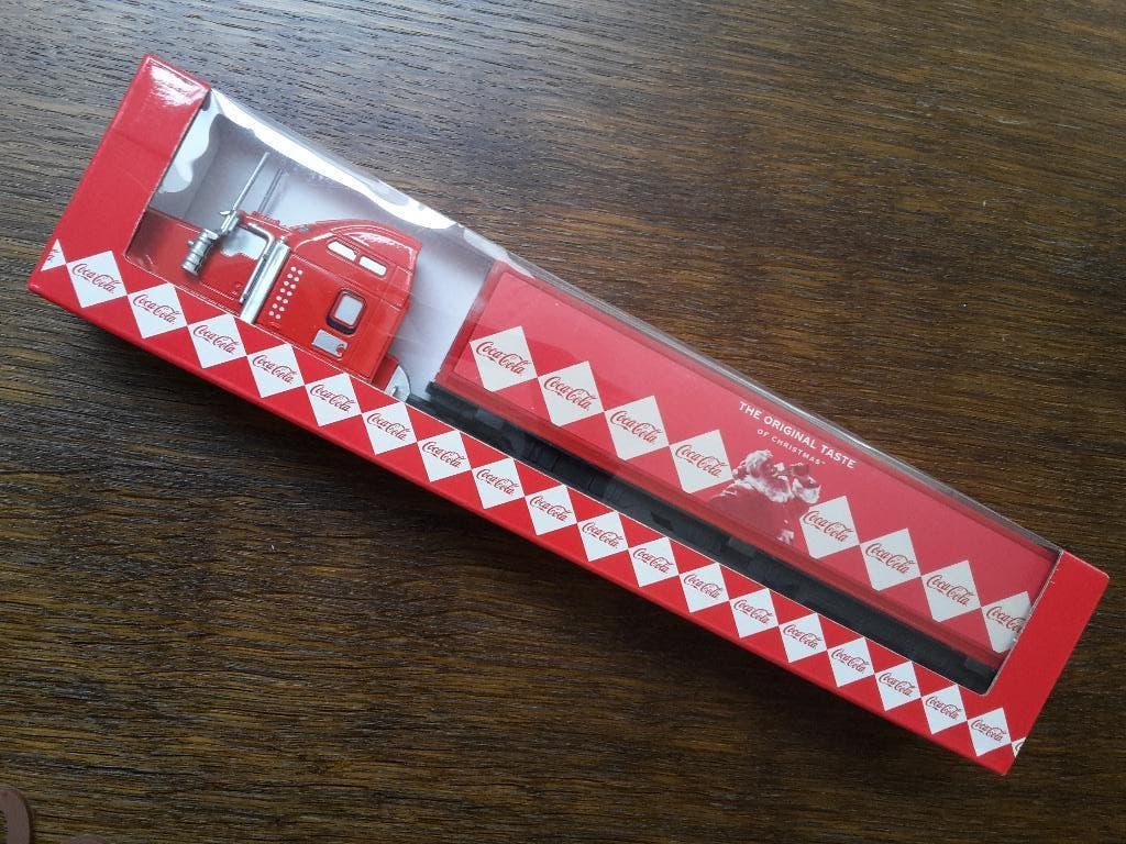 Grote Coca Cola vrachtwagen in doos, Kerst, als nieuw, 33 cm, Ophalen of Verzenden, Nieuw, Overige typen