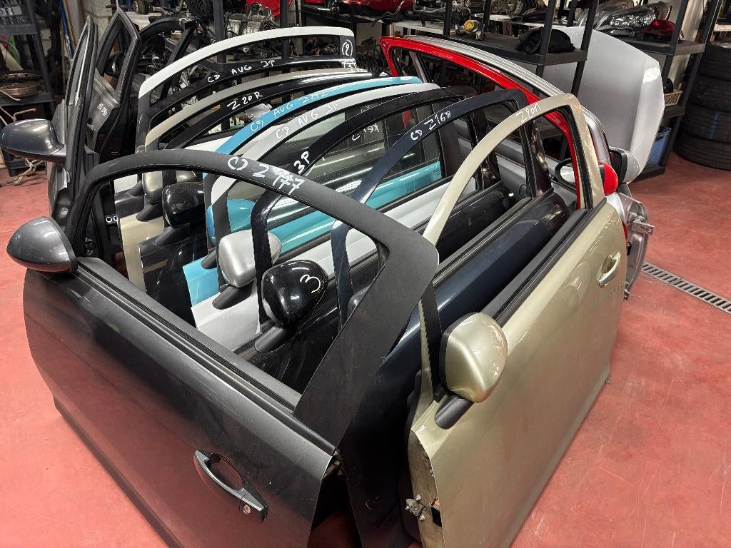 PORTIERE AVANT GAUCHE OPEL CORSA D, Ophalen, Gebruikt, Deur, RUE BRIGADE PIRON 307