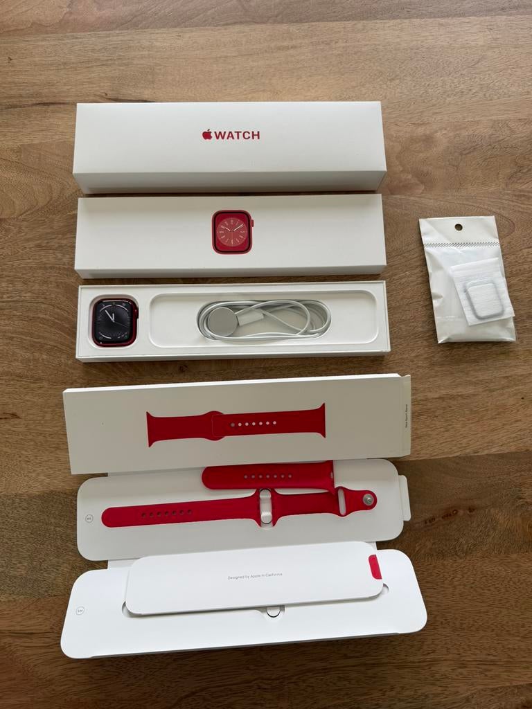 Apple Watch Series 8 45 mm GPS Product Red, Handtassen en Accessoires, Smartwatches, IOS, Ophalen of Verzenden, Zo goed als nieuw