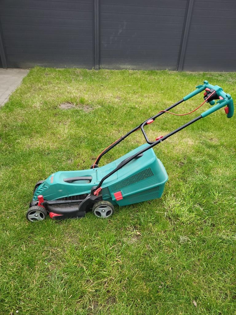 Grasmaaier Bosch, Tuin en Terras, Ophalen