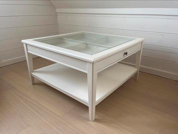 Ikea Liatorp salontafel met glazen blad en lade