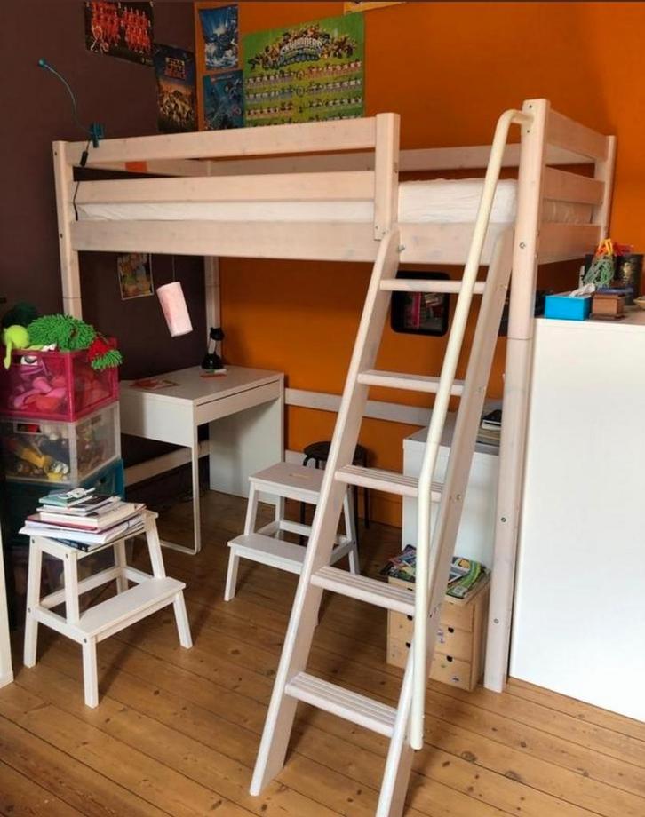 Lit mezzanine FLEXA CLASSIC blanchi, Enfants & Bébés, Chambre d'enfant | Lits superposés & Lits mezzanines, Utilisé, Lit mezzanine